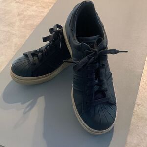 ADIDAS Black & Gold Sneakers